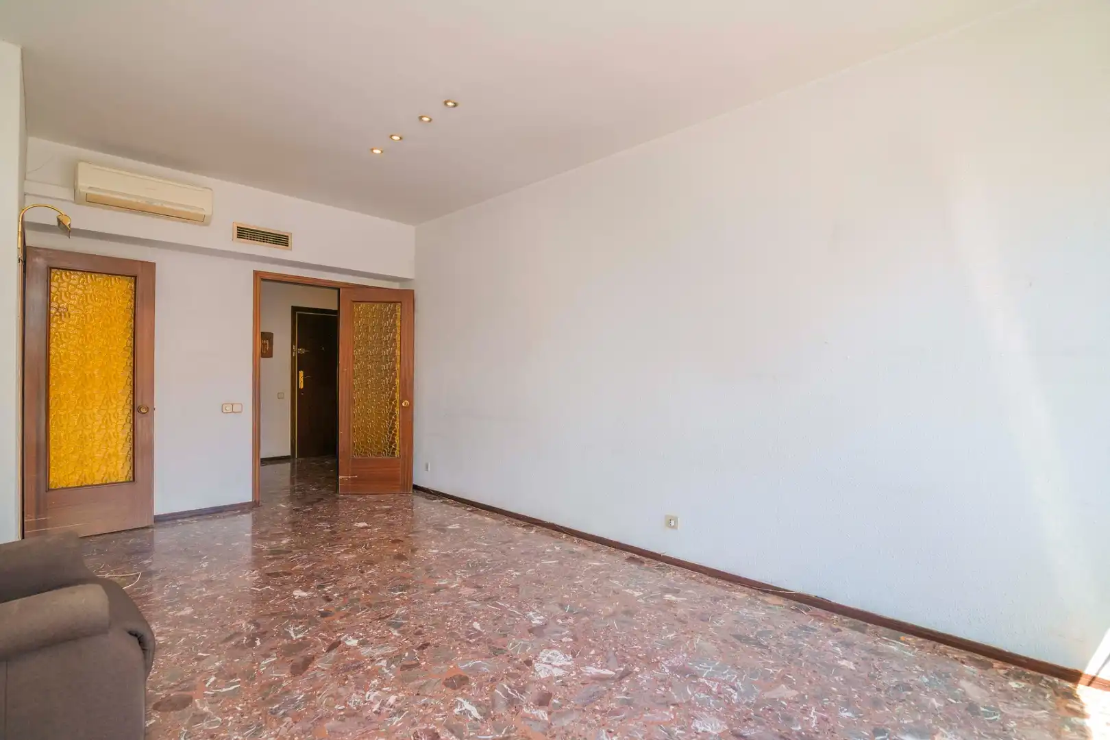 Piso en venta en Barcelona con Aire acondicionado, Calefacción y Balcón