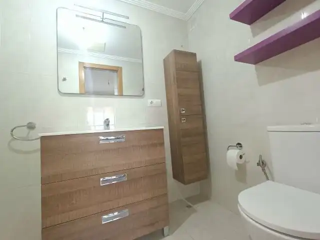 Bathroom of Flat for sale in Vigo   with Heating, Storage room and Balcony