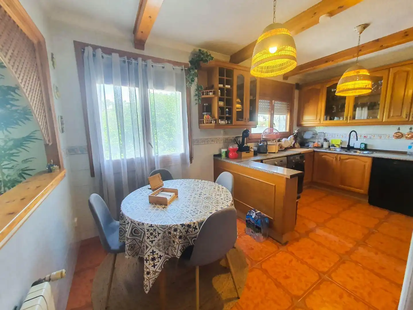 Cuina de Casa o xalet en venda en Castellbisbal amb Aire condicionat, Calefacció i Jardí privat