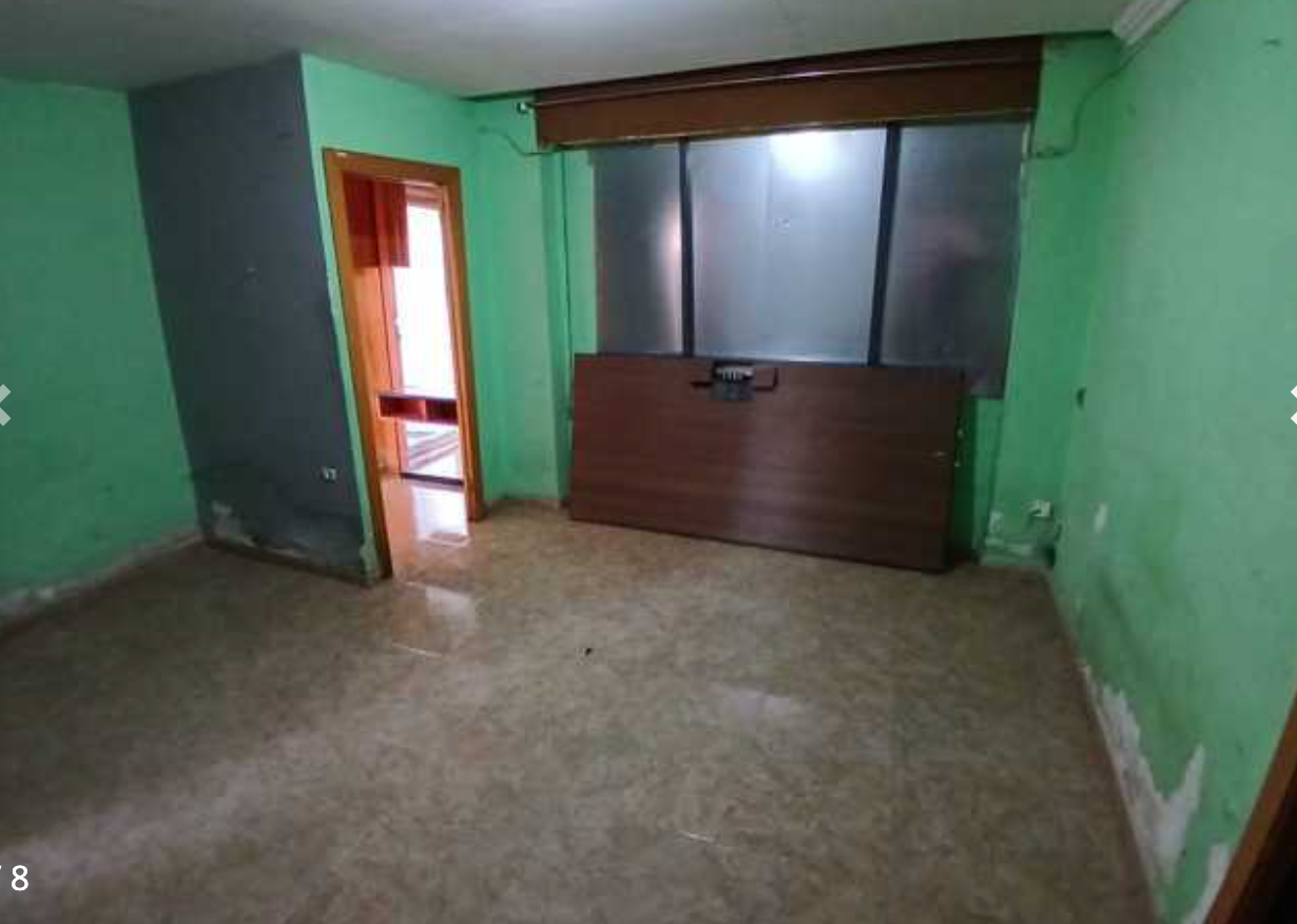 Flat for sale in Girona Capital