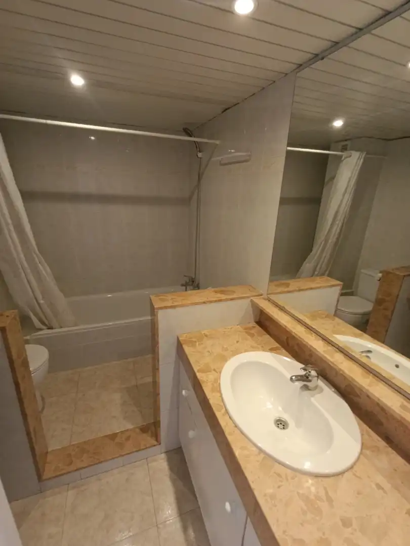 Duplexes for rent in Carrer de la Creu d'en Muntaner, 24, Centre