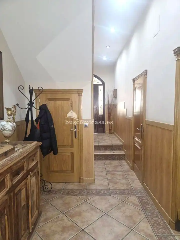 Casa adosada en venda en Torredonjimeno amb Aire condicionat, Calefacció i Piscina