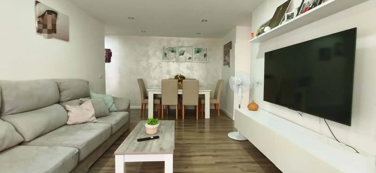 Sala de estar de Piso en venta en Castilleja de la Cuesta con Trastero