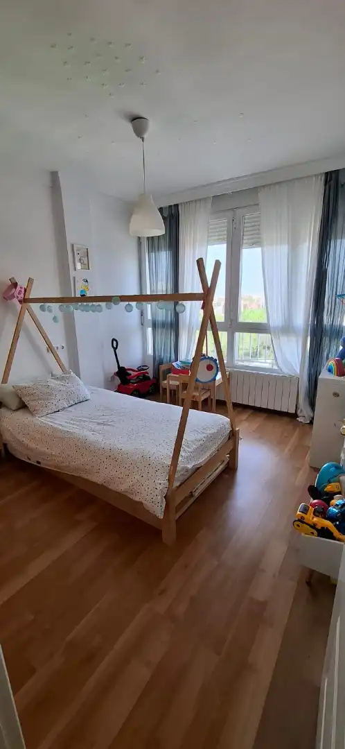 Habitación de Piso en venta en Granada con Aire acondicionado, Calefacción y Parquet