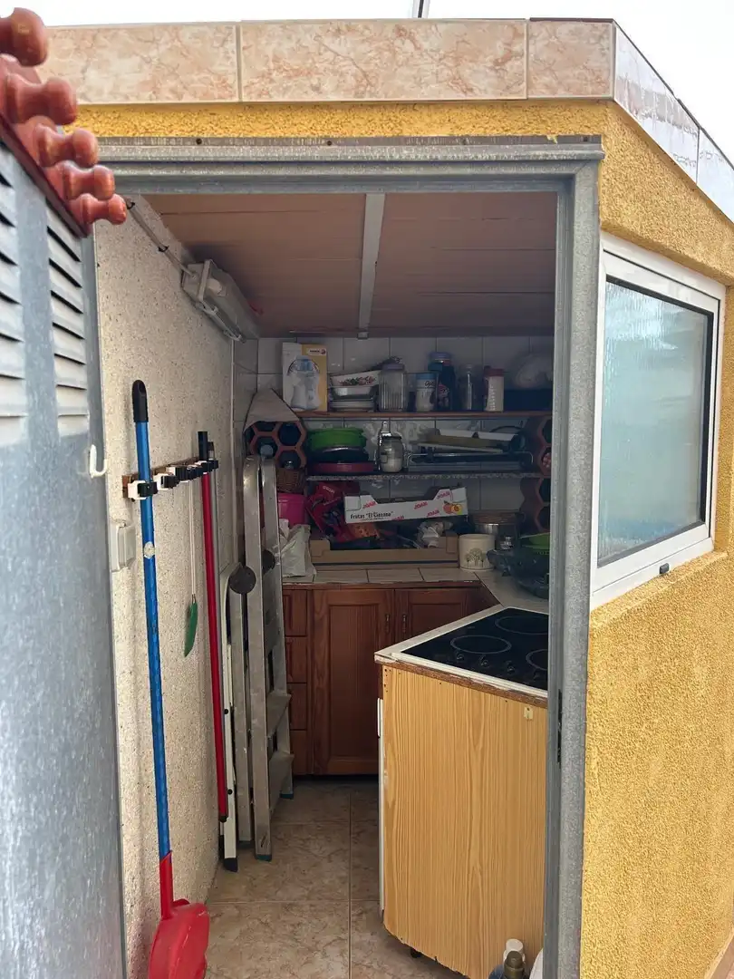 Cuina de Dúplex en venda en Torrevieja amb Aire condicionat, Terrassa i Piscina comunitària