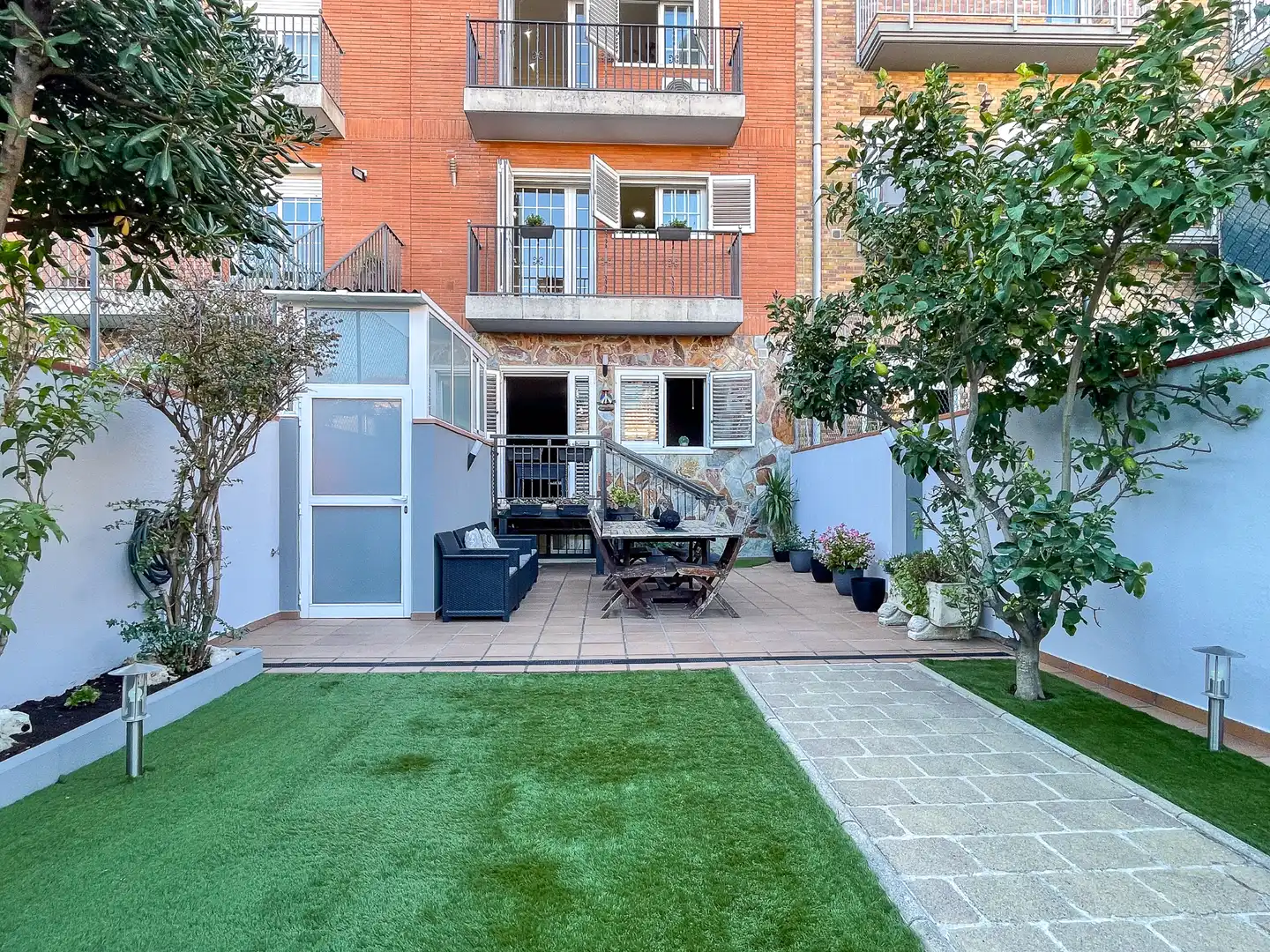 Terraza de Casa adosada en venta en Mataró con Aire acondicionado, Calefacción y Jardín privado
