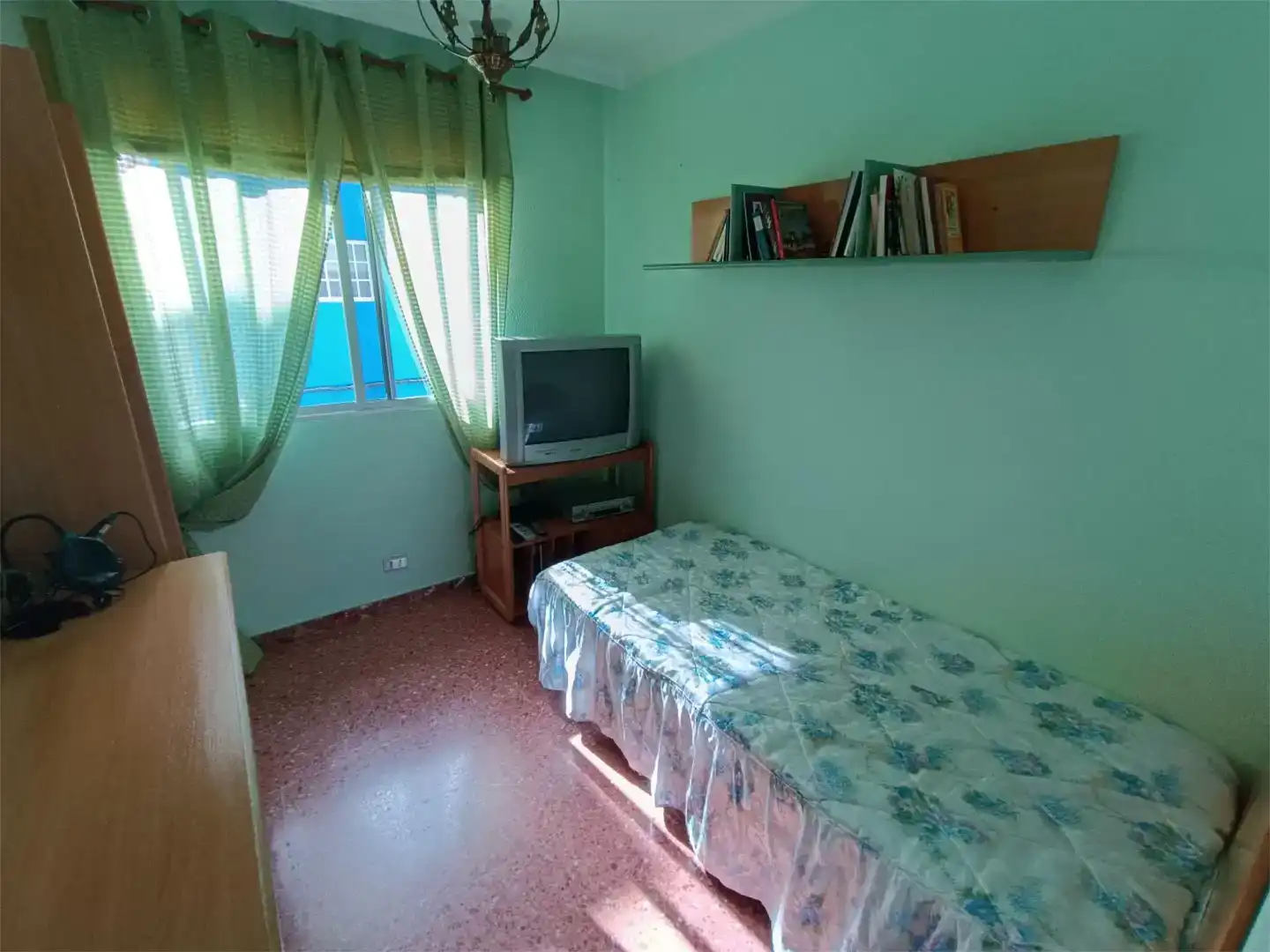 Habitación de Piso en venta en Gáldar con Amueblado y Balcón