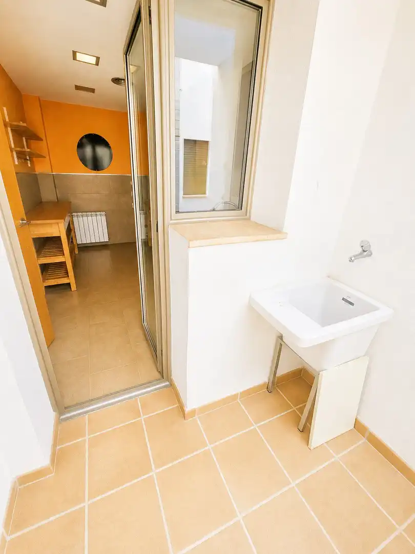 Bathroom of Flat for sale in El Vendrell  with Air Conditioner, Heating and Terrace