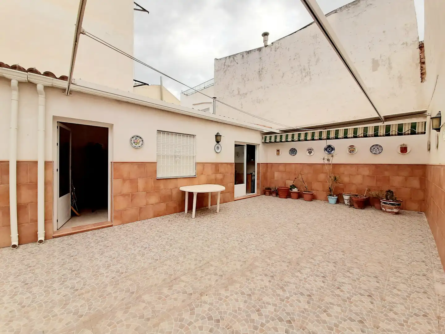 Vista exterior de Casa o xalet en venda en Archena amb Aire condicionat, Calefacció i Jardí privat