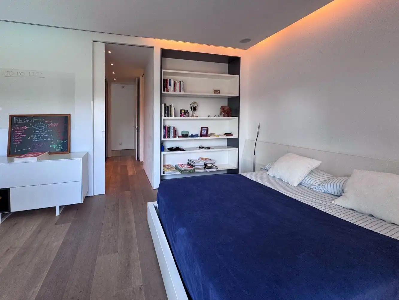 Bedroom of Houses for sale in Madrid  with Air Conditioner, Heating and Private garden