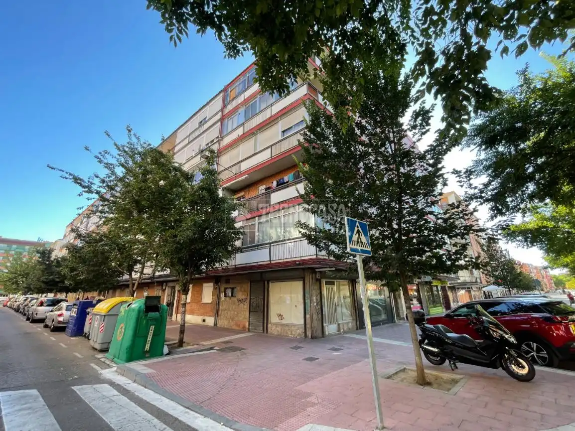 Exterior view of Flat for sale in Valladolid  with Heating