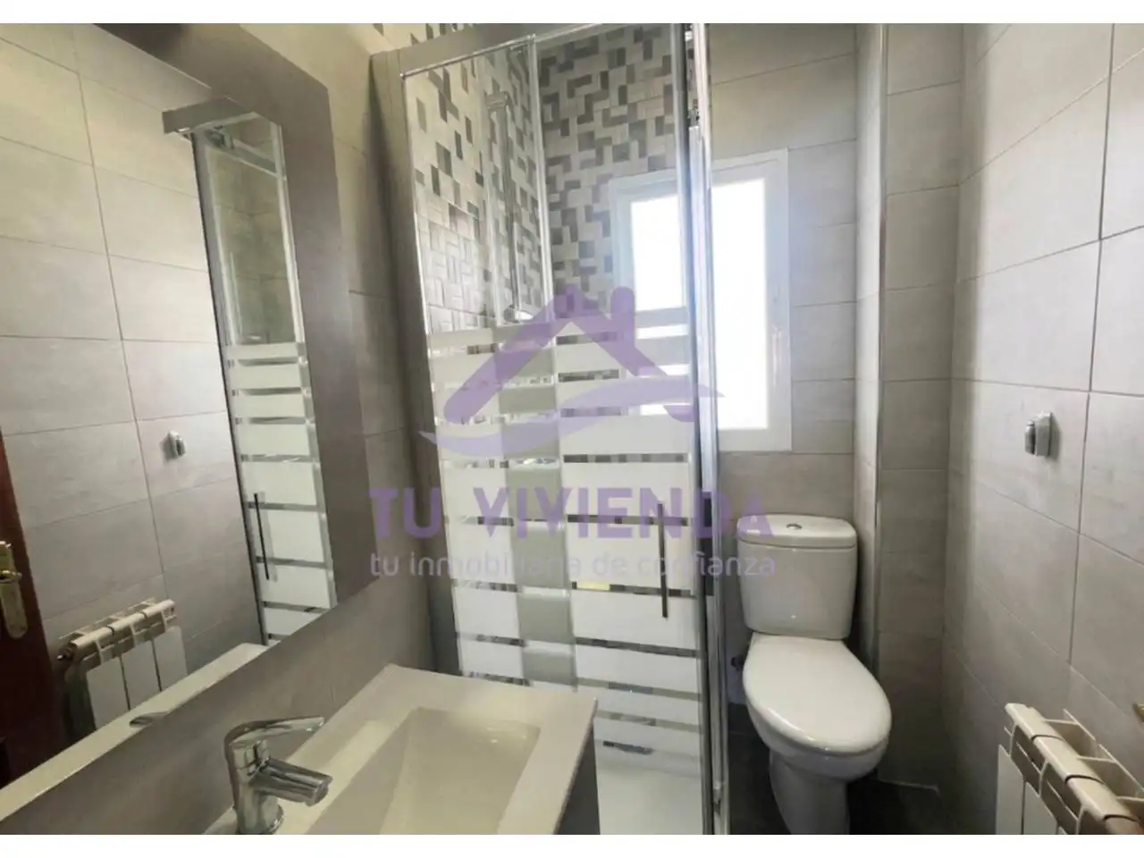 Badezimmer von Wohnung zum Verkauf in Valladolid mit Heizung, Möbliert und Balkon