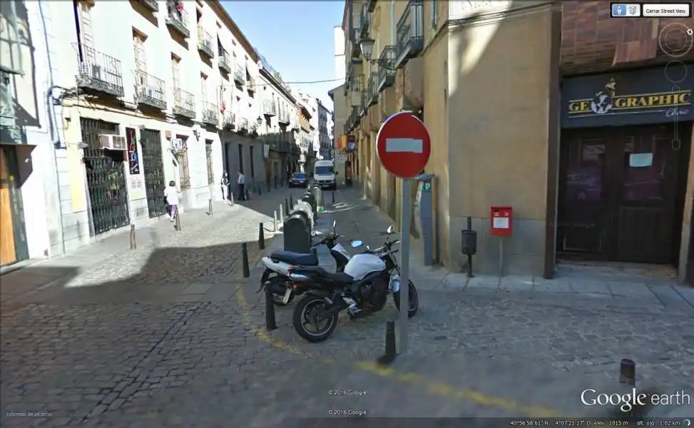 Vista exterior de Oficina de alquiler en Segovia con Calefacción