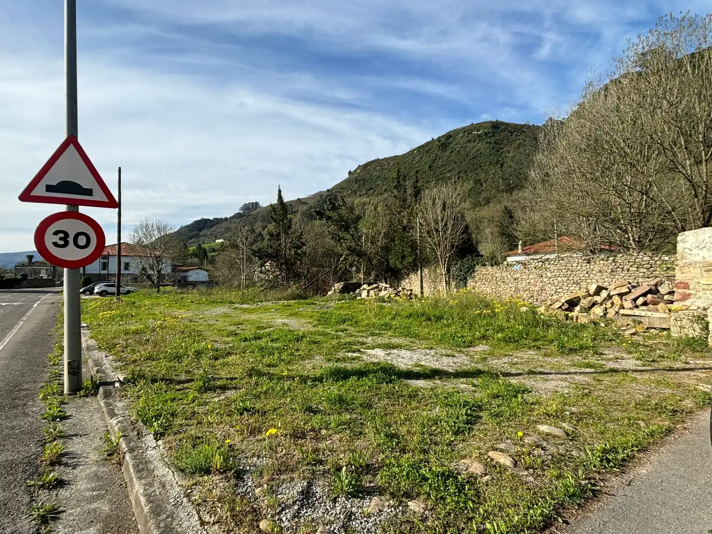 Residential zum Verkauf in Corvera de Toranzo