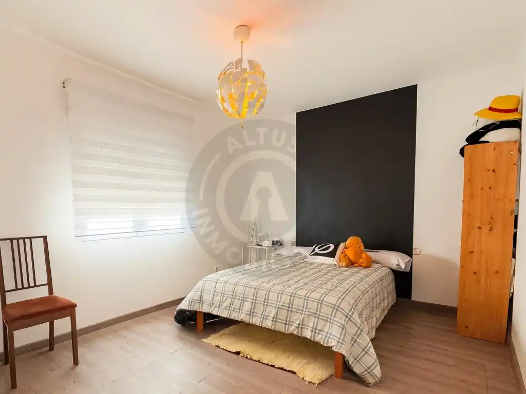 Bedroom of Houses for sale in Cáceres  with Swimming Pool, Oven and Washing machine