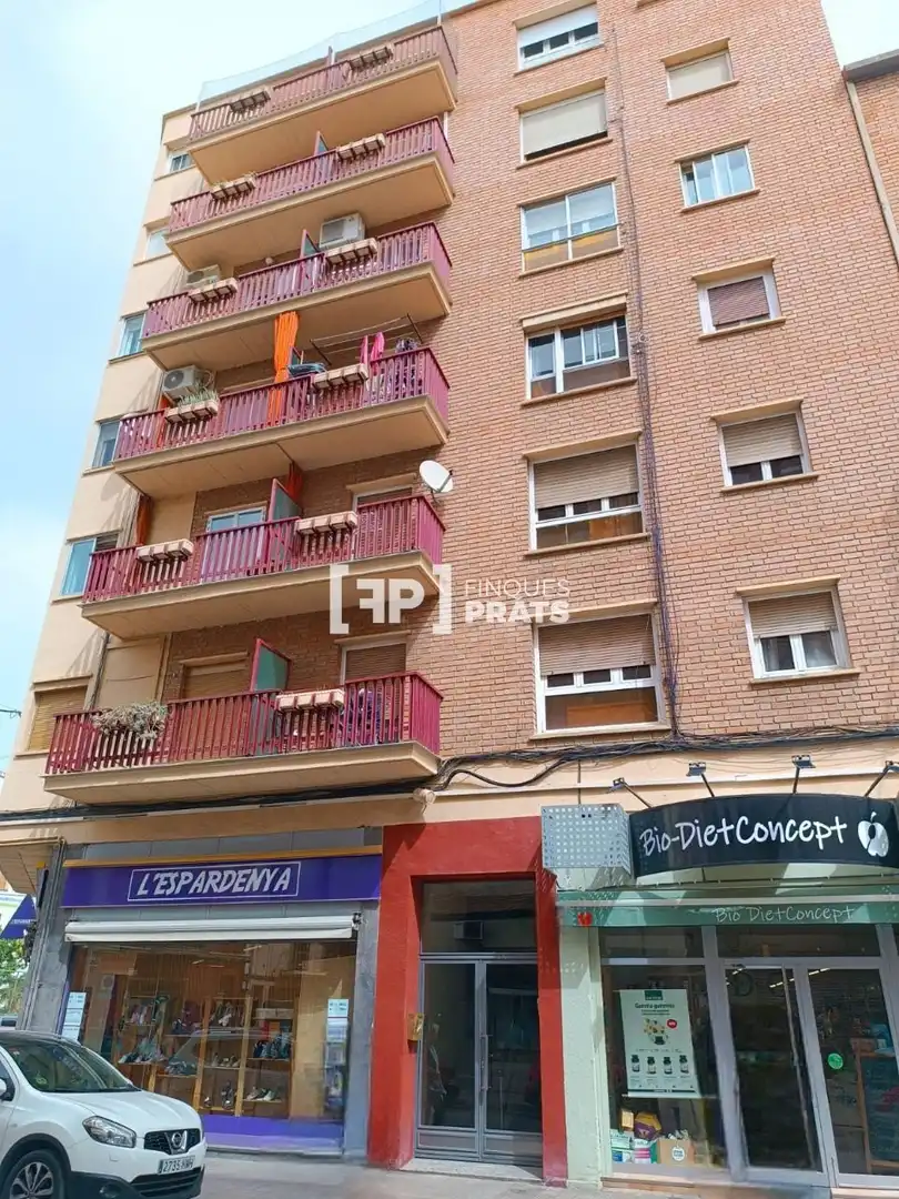 Vista exterior de Pis de lloguer en  Lleida Capital amb Calefacció, Terrassa i Moblat