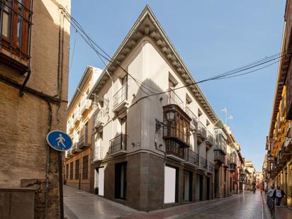 Vista exterior de Edifici en venda en  Granada Capital