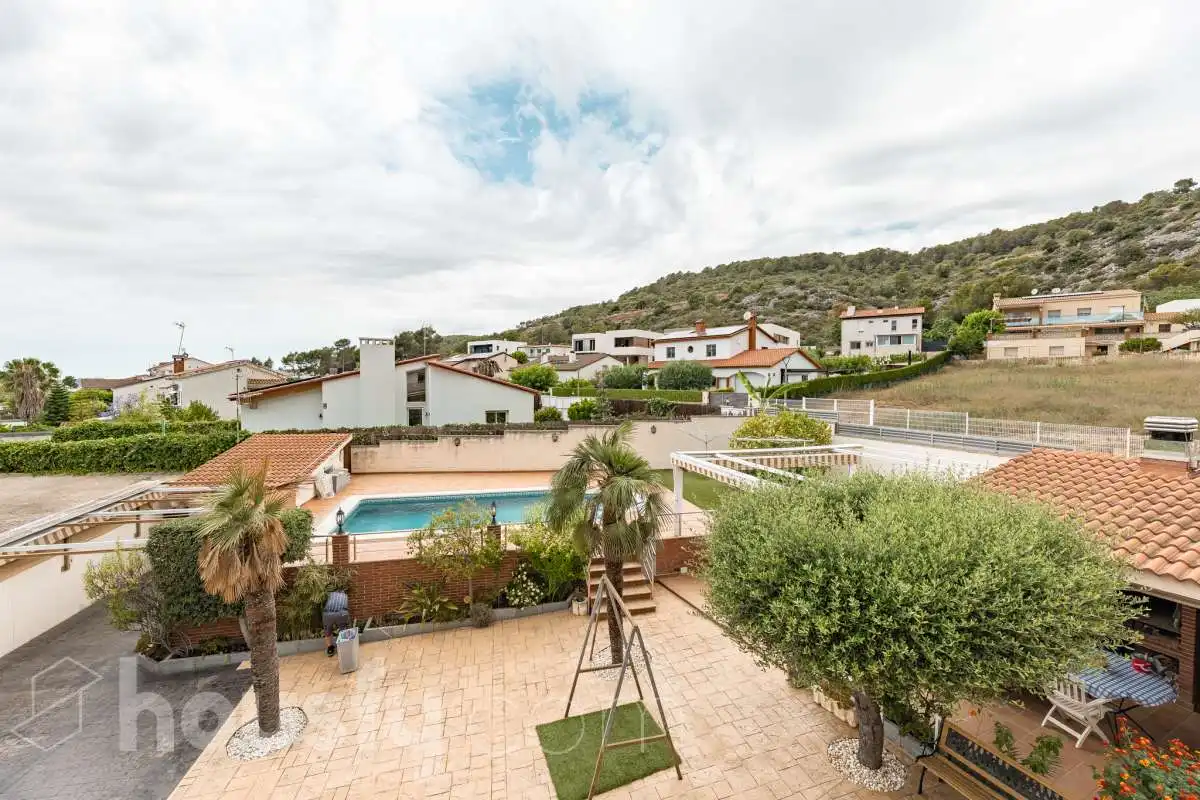 Terrassa de Casa o xalet en venda en Sant Pere de Ribes amb Aire condicionat, Calefacció i Jardí privat