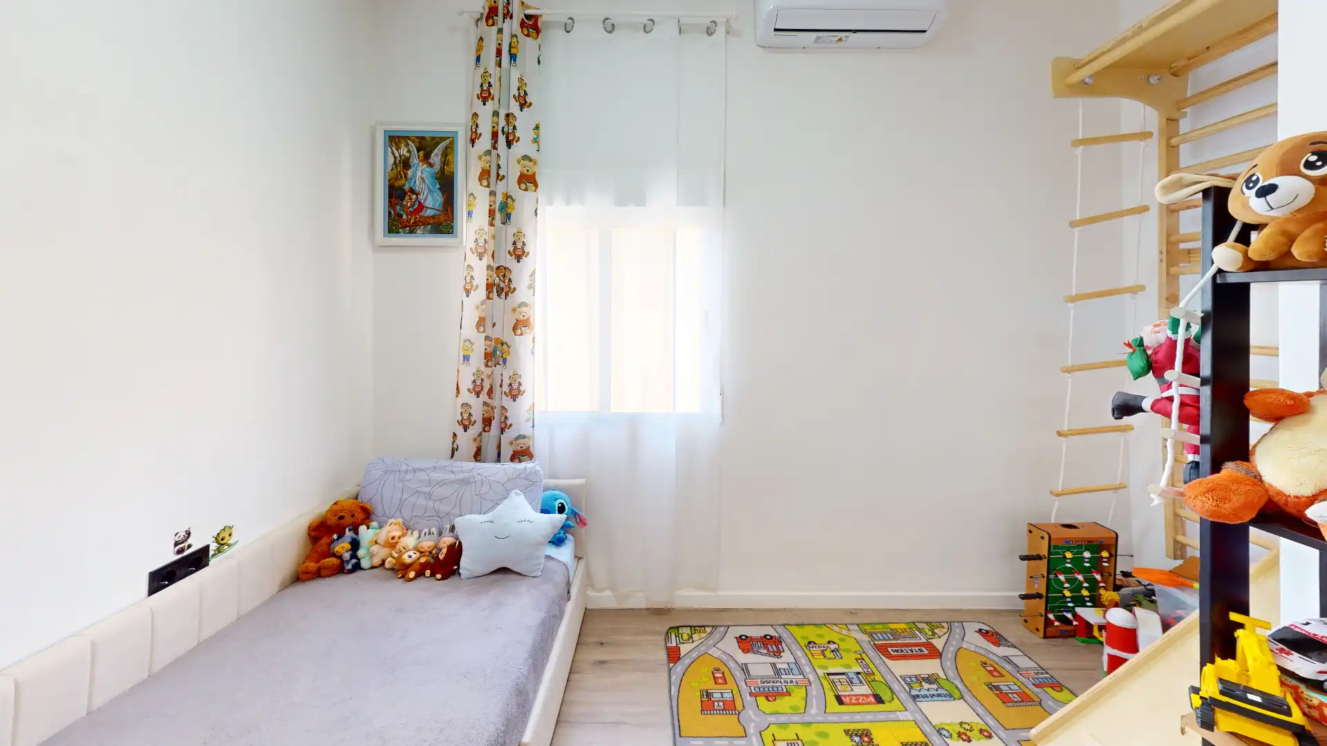 Habitación de Casa o chalet en venta en Almería con Aire acondicionado, Parquet y Trastero