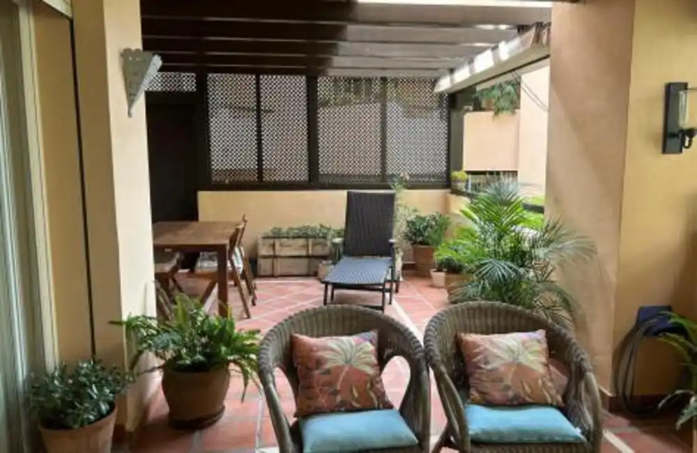 Terrassa de Planta baixa de lloguer en Marbella amb Aire condicionat, Terrassa i Traster