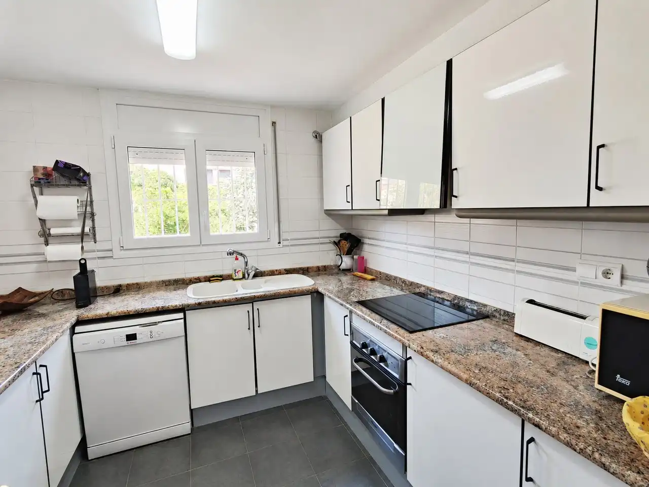 Cocina de Dúplex en venta en Begur con Aire acondicionado, Calefacción y Terraza
