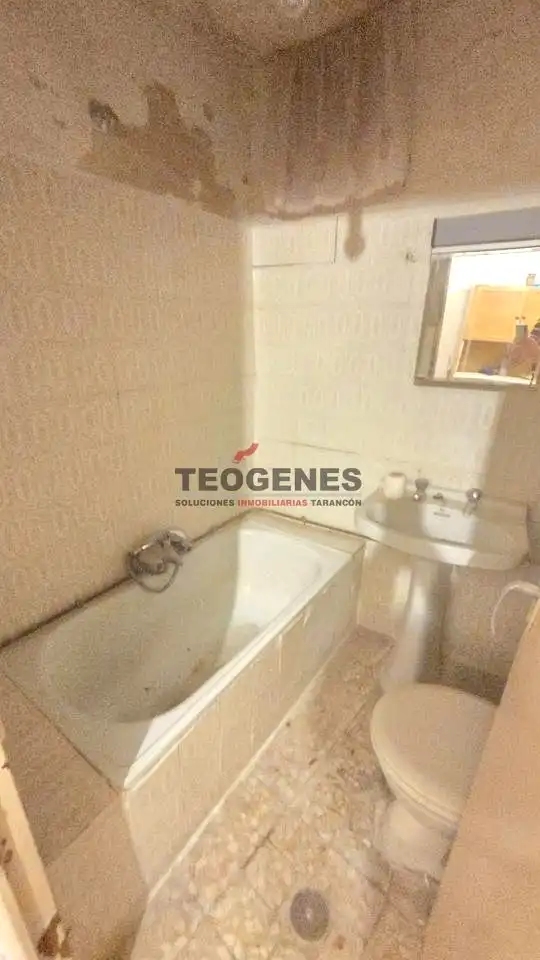 Bathroom of Houses for sale in Uclés