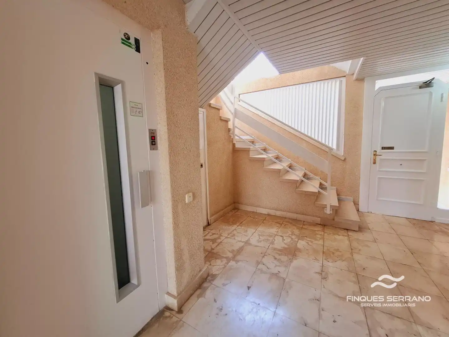 Ático con ascensor en venta en d'Amílcar Barca, imagen 4