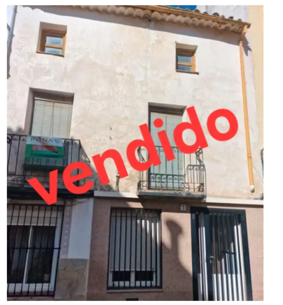 Casa en venda a Calle Mayor 17