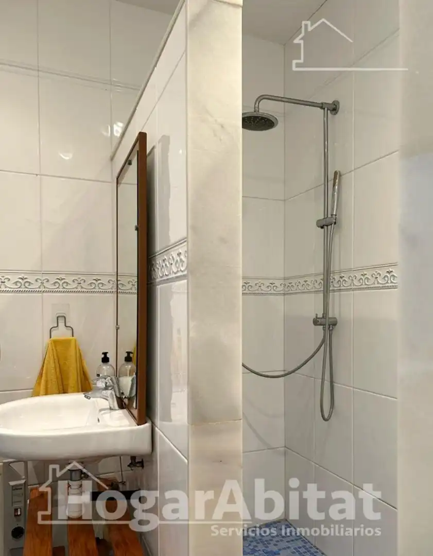 Casa amb terrassa en venda a Calle  MARE DE DEU MISERICORDIA, imagen 24