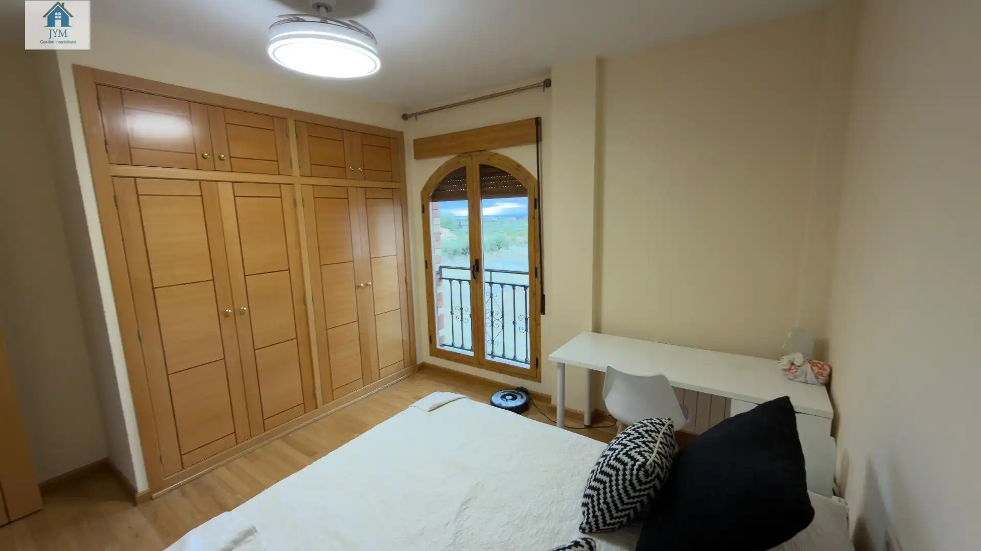 Habitación de Casa o chalet en venta en Cájar con Aire acondicionado, Calefacción y Jardín privado