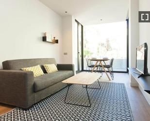 Living room of Flat to rent in  Barcelona Capital  with Air Conditioner, Heating and Furnished