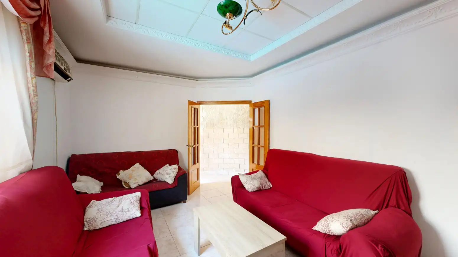 Sala d'estar de Casa adosada en venda en Cartagena amb Aire condicionat i Jardí privat