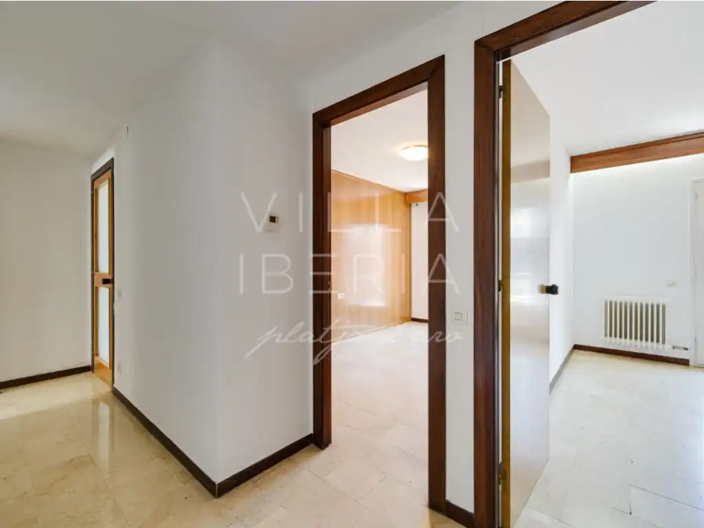 Wohnung zum Verkauf in Calle Joan Maragall, 34, Eixample Nord