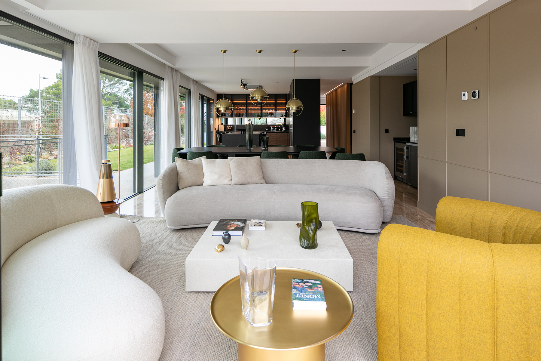 Living room of House or chalet for sale in  Madrid Capital  with Air Conditioner, Heating and Private garden