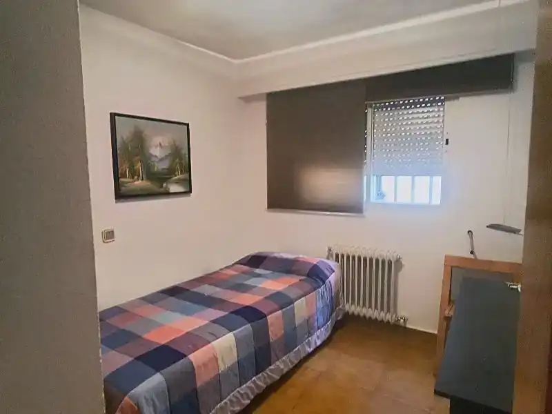 Schlafzimmer von Wohnung zur Miete in Pozuelo de Alarcón mit Klimaanlage, Privatgarten und Parkett