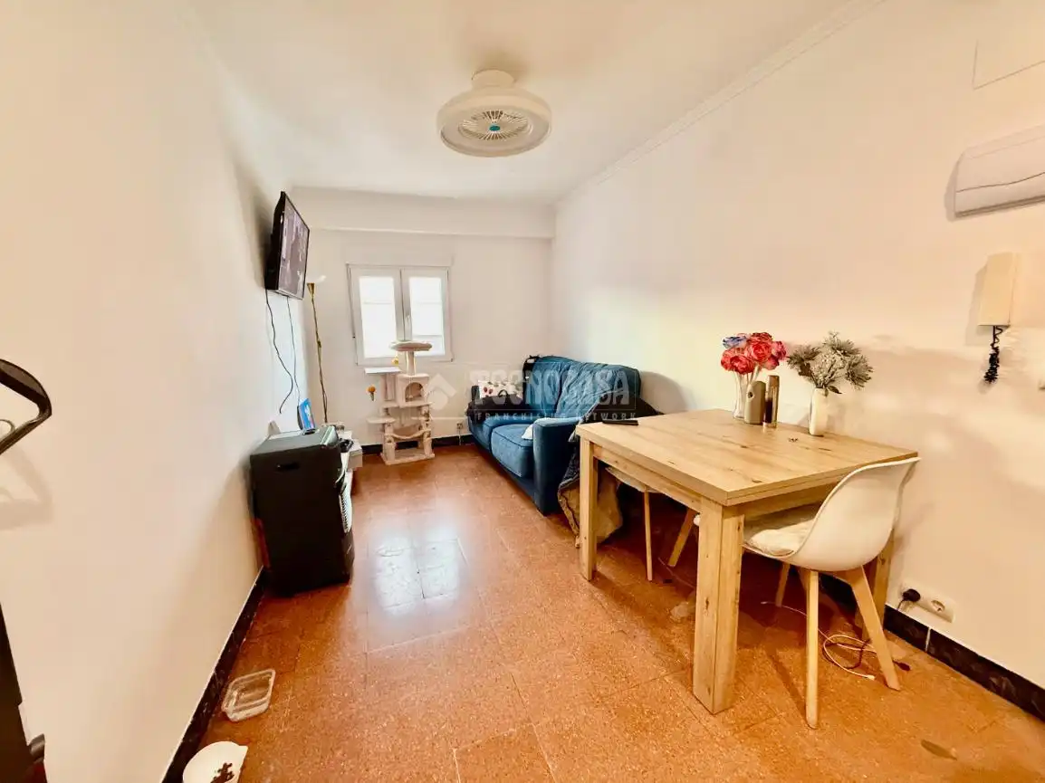 Sala de estar de Piso en venta en Zaragoza