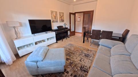 Foto 2 de Pis en venda a Logroño - Avenida Lobete, Residencia,  Logroño