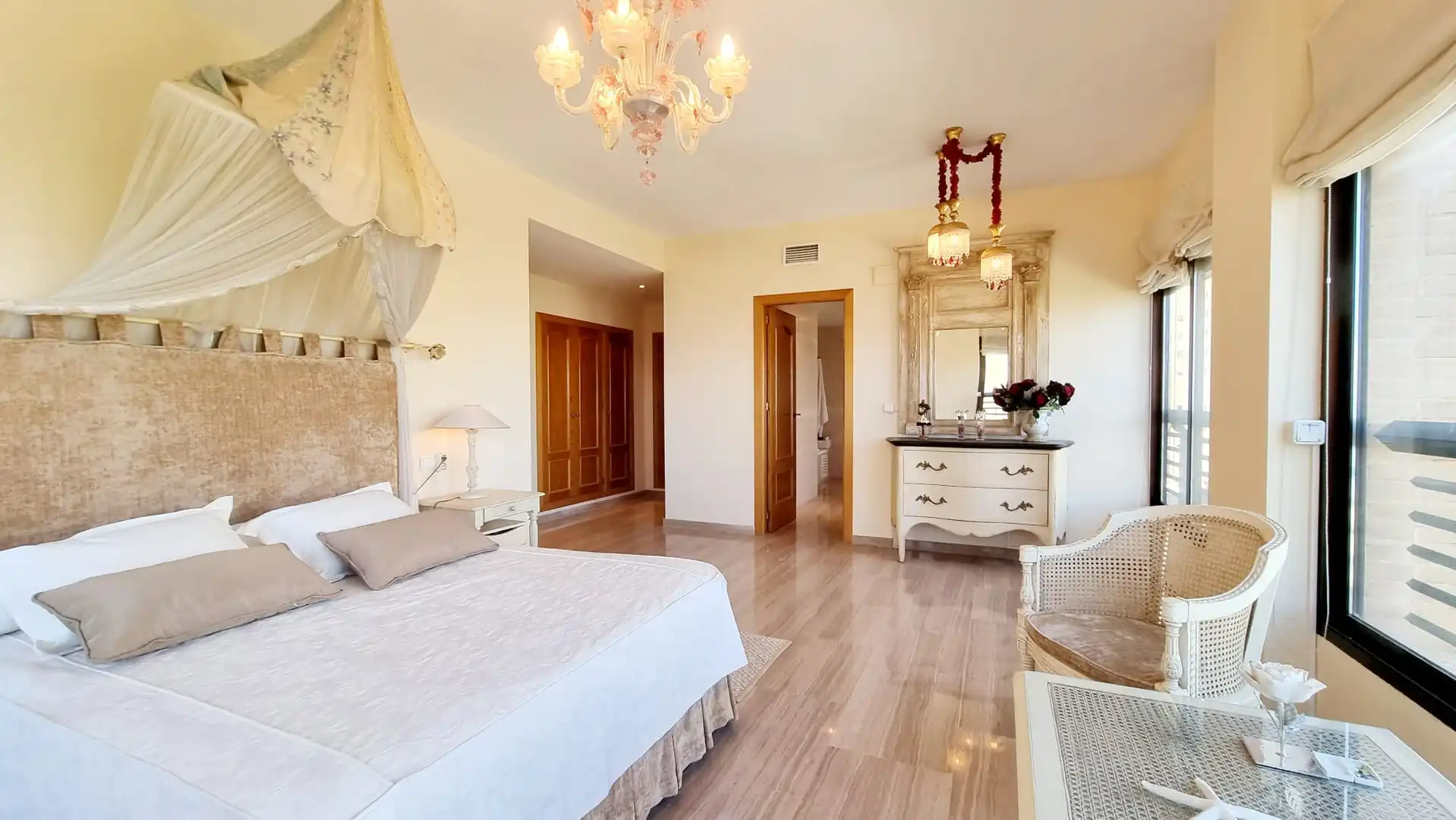 Habitación de Ático en venta en Benidorm con Aire acondicionado, Jardín privado y Terraza