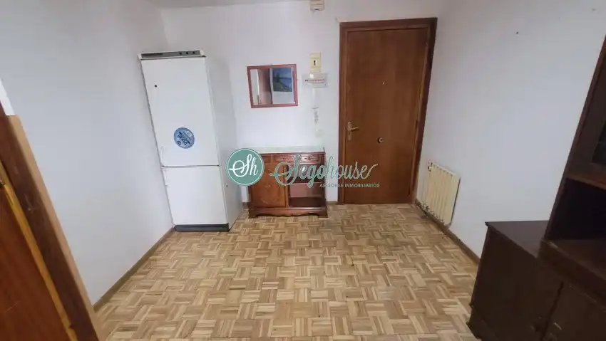 Cocina de Piso en venta en Segovia con Calefacción, Parquet y Terraza