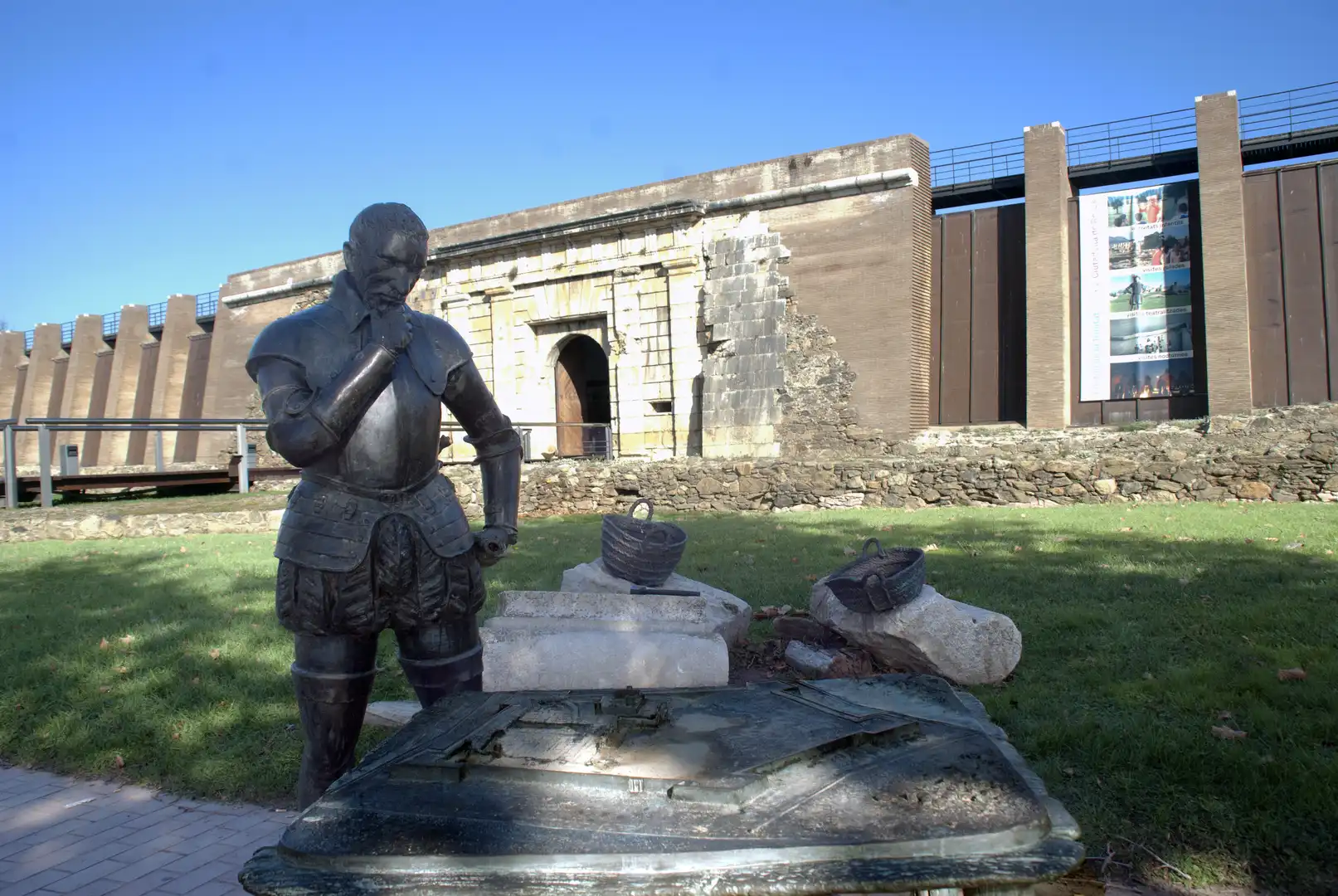 Pis amb piscina en venda a Carrer de Joanot Martorell, 6, 17480, Roses, Girona, imagen 40