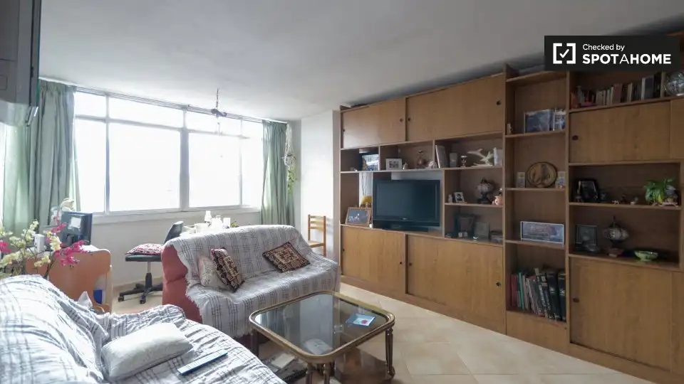 Room in Las Dehesillas - Vereda de los Estudiantes