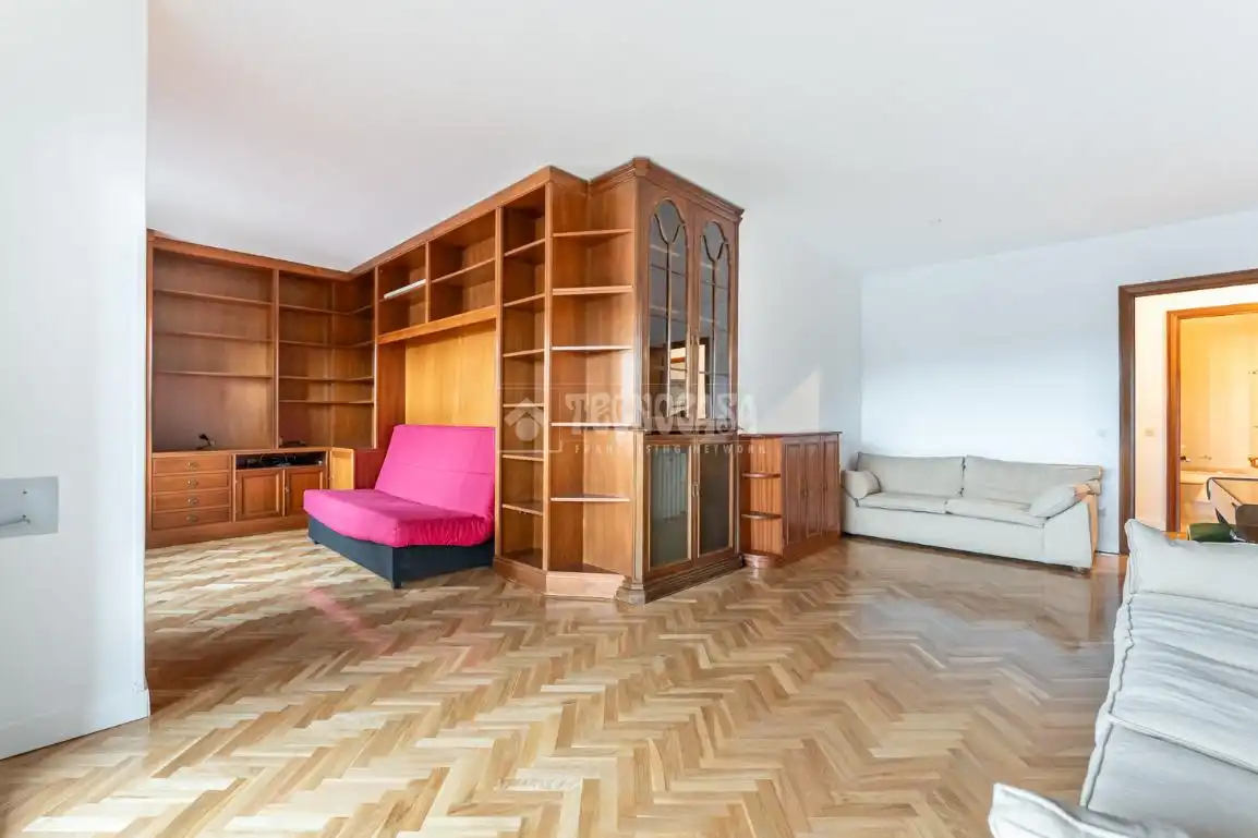 Sala de estar de Piso en venta en Madrid con Aire acondicionado, Calefacción y Piscina comunitaria