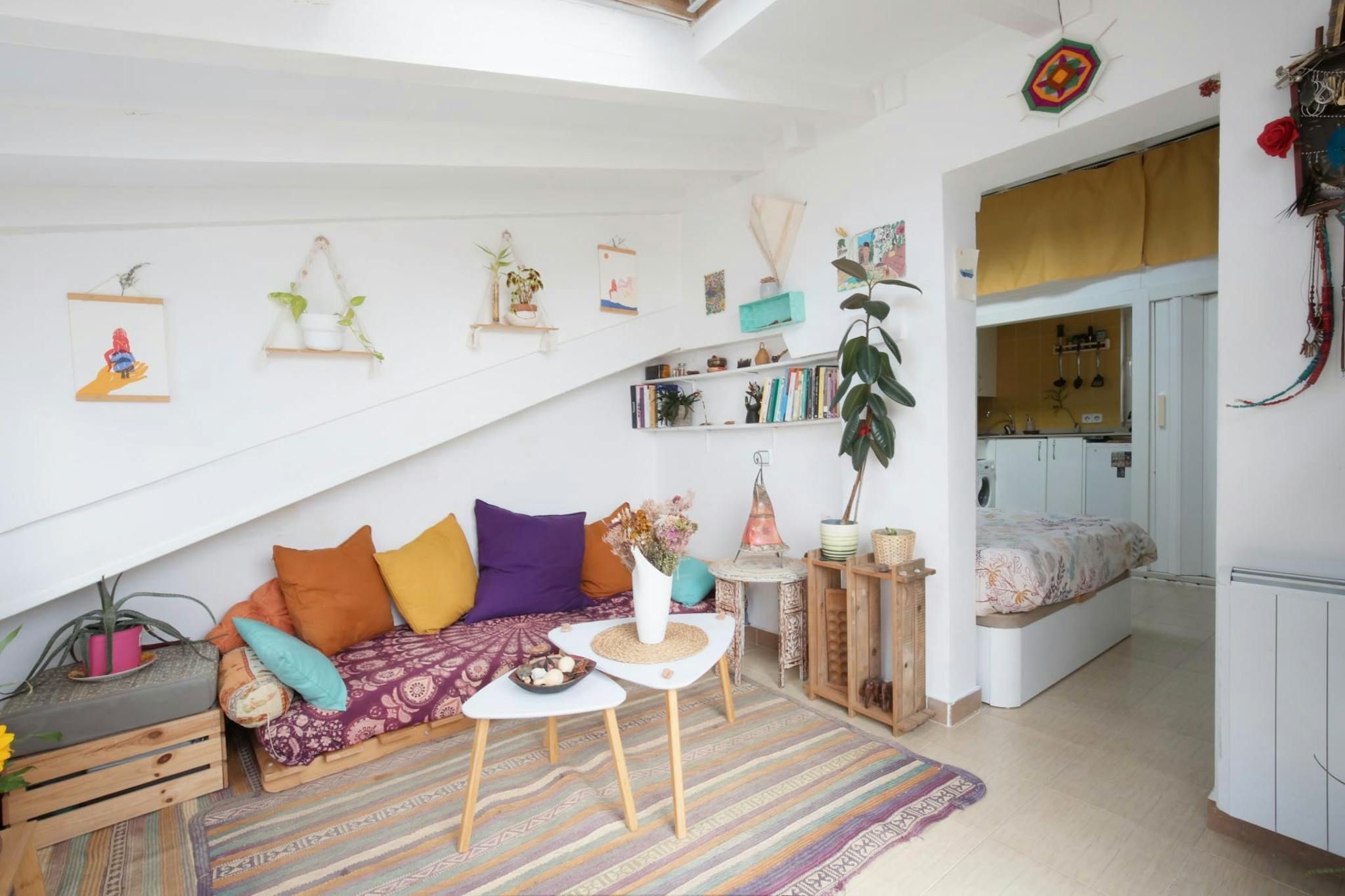 Living room of Flat to rent in  Madrid Capital  with Air Conditioner, Heating and Furnished