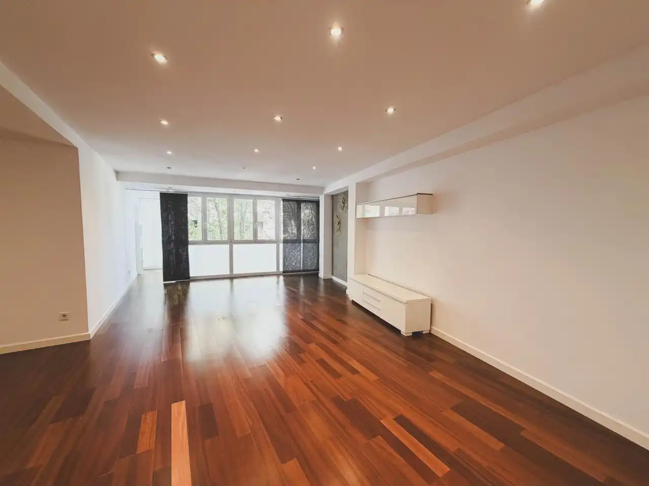 Sala de estar de Piso en venta en Cádiz con Aire acondicionado, Calefacción y Parquet