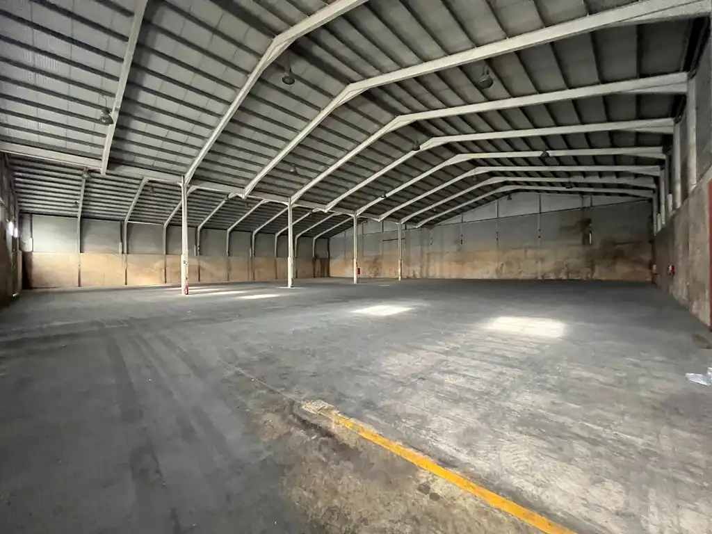 Industrial buildings for rent in Albacete  with Alarm