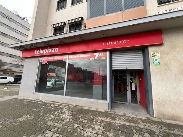 Local comercial en Alquiler en Pino Montano - Consolación
