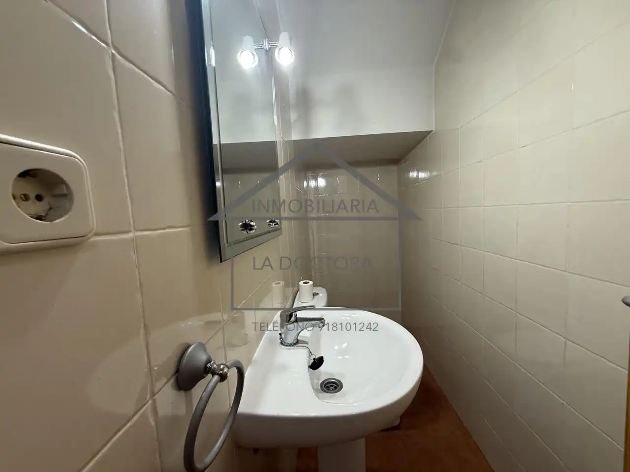 Casa adosada en venta en Camarena