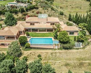 Vista exterior de Finca rústica en venda en Benalmádena amb Aire condicionat, Calefacció i Jardí privat