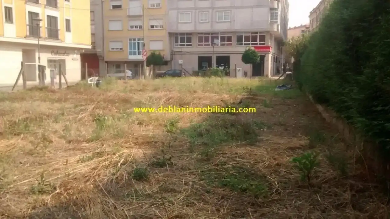 Residencial en venta en Cangas 