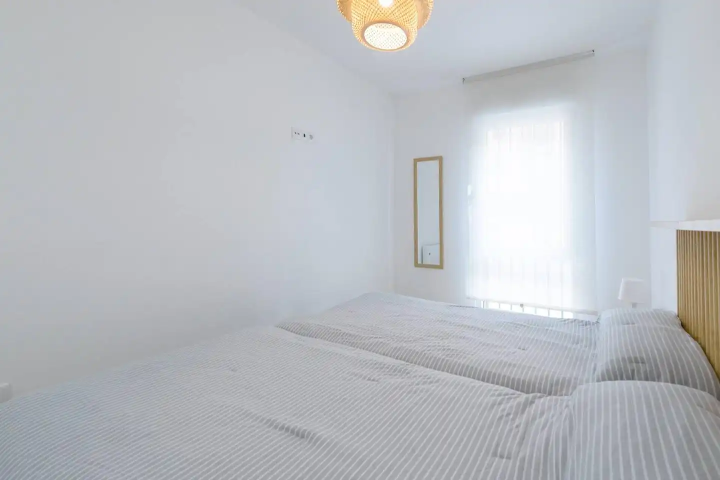 Bedroom of Flat for rent in L'Hospitalet de Llobregat